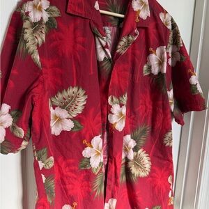 Men's Red Floral Hawaiian Button Up